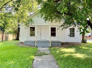 1108 E 30th St, Bryan, TX 77802