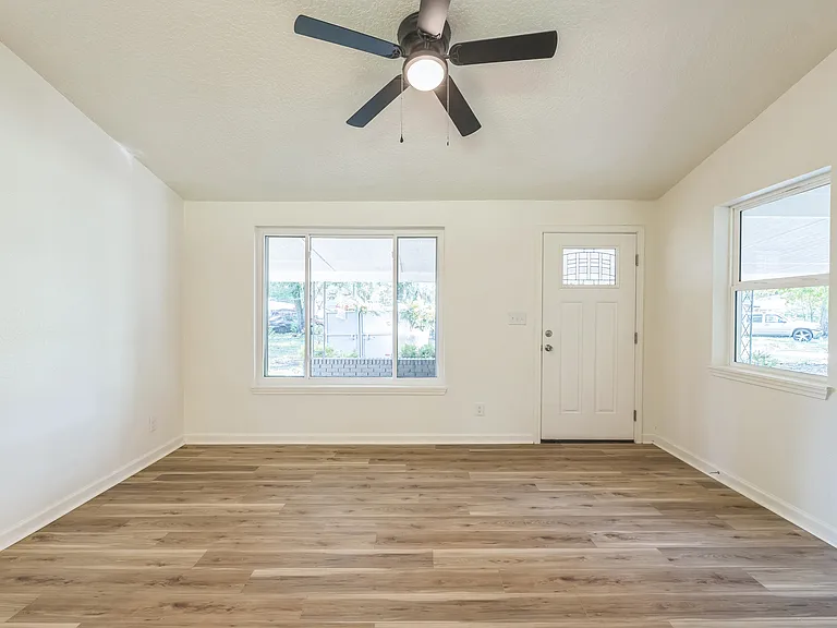 6432 Otelia Cir — Photo 5