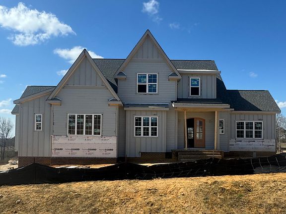 2nd image of 1024 Azalea Garden Cir