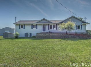 828 S Ravenna Rd, Ravenna, MI 49451