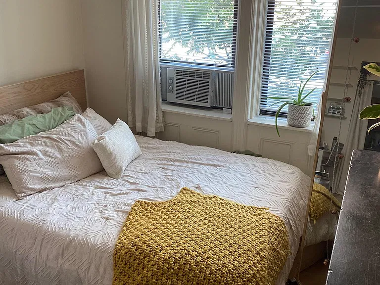 321 Willow Ave #1 — Photo 3