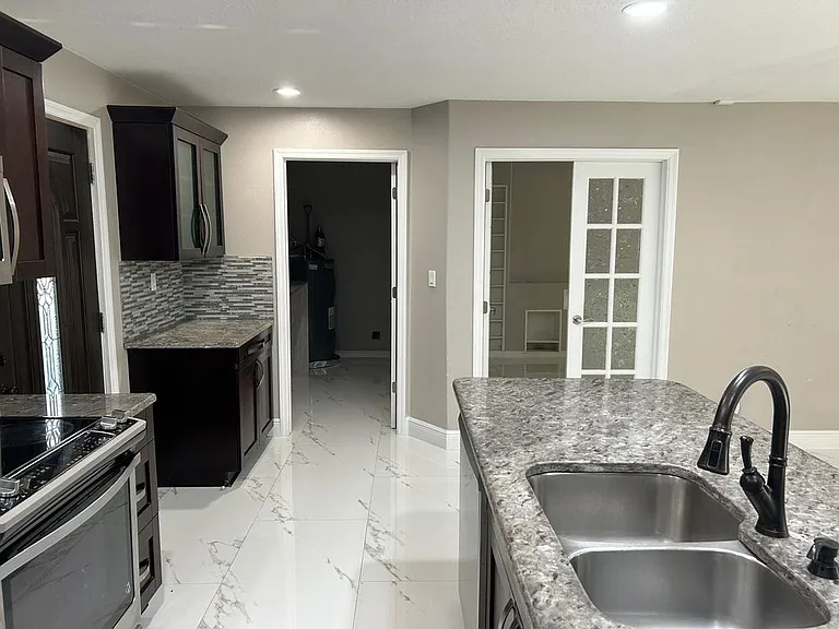 9724 Tom Folsom Rd — Photo 3