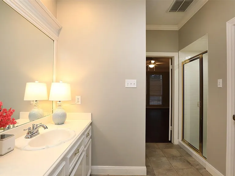 7906 Tizerton Ct — Photo 31
