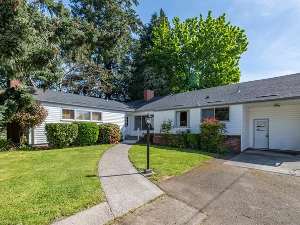 495 Carlson Dr, Lebanon, OR 97355