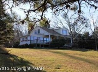 4 James Ct, Mount Pocono, PA 18344