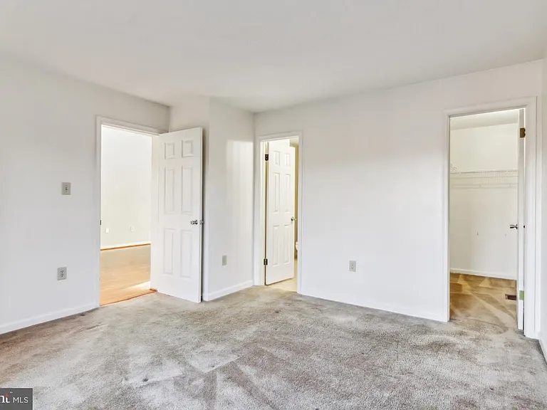 1232 Lakeview Dr — Photo 12