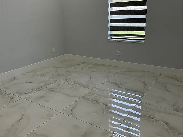 221 SW 25th Ave — Photo 31