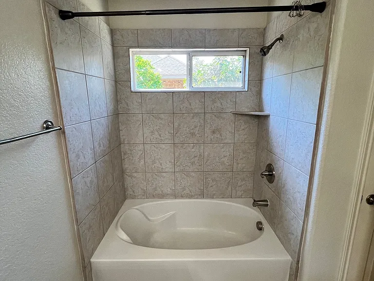 10547 Weser Ln — Photo 10