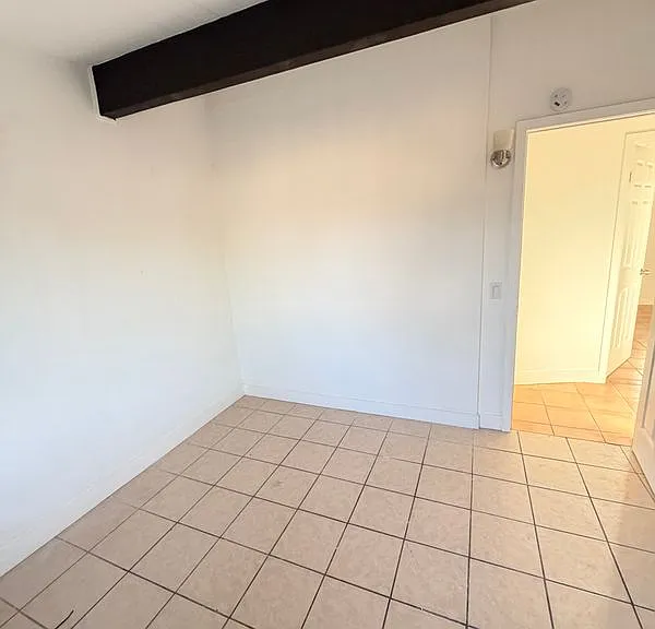 5314 N Banewell Ave — Photo 6
