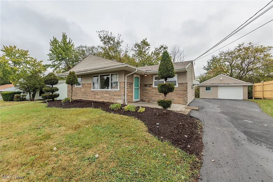 41 Fincastle Ln photo 1