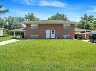 152 Liberty Dr, Belleville, IL
