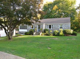 190 Southern Blvd, Danbury, CT 06810