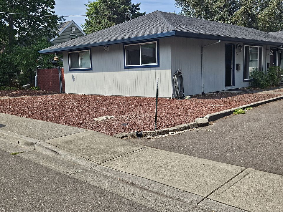 Left Unit - 11695 SW 7th Street