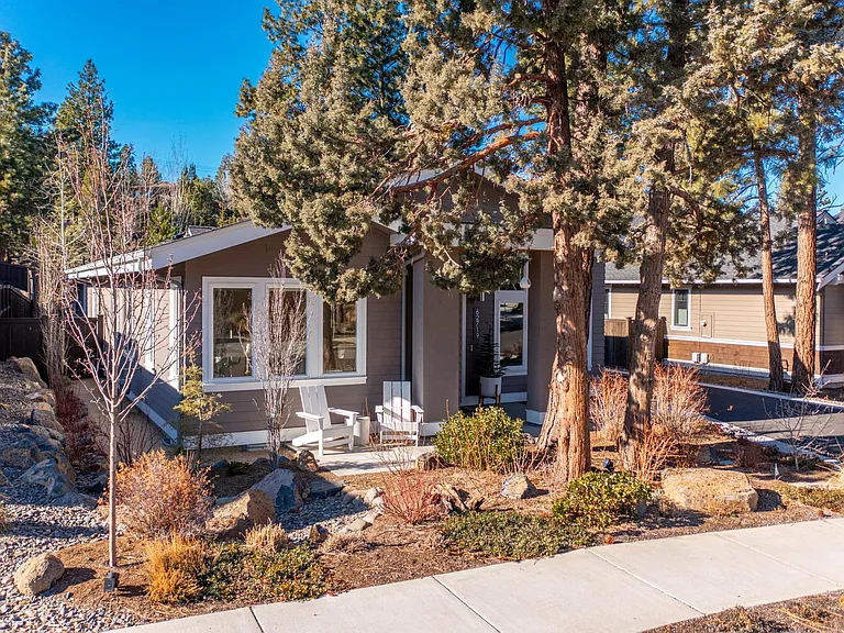 62719 Mehama Dr — Photo 40
