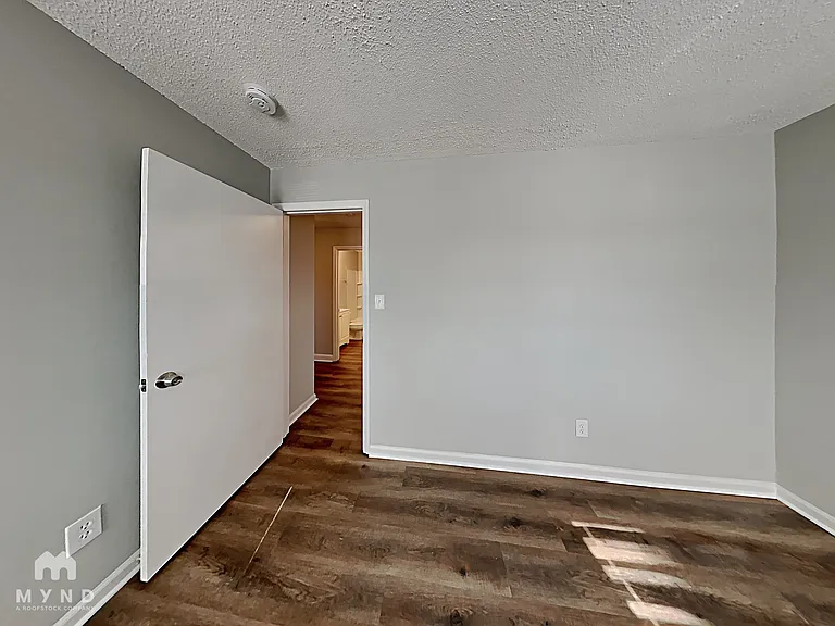 5424 Two Moons Dr — Photo 15