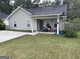 823 N Main St, Statesboro, GA 30458