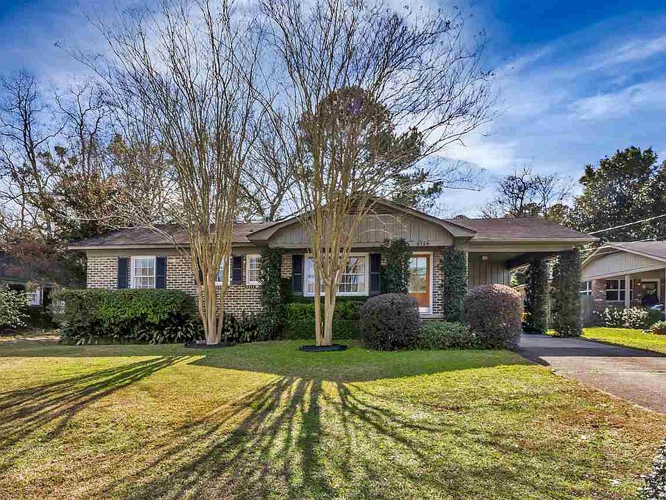 1st image of 2759 S Barksdale Dr