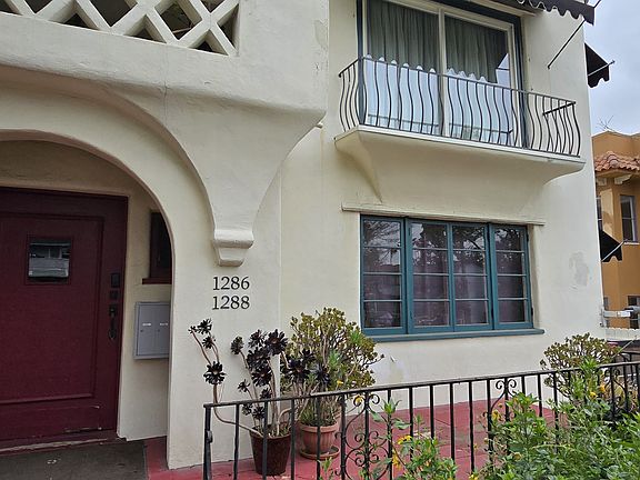 2nd image of 1288 N Los Robles Ave
