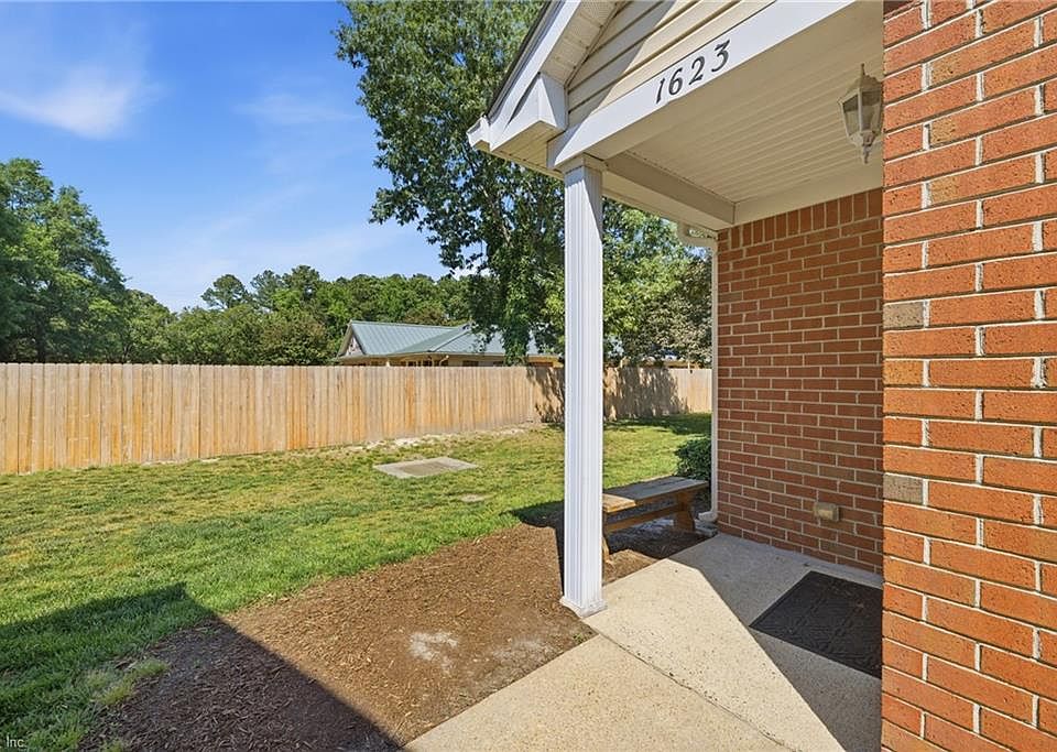 1st image of 1623 Orchard Grove Dr