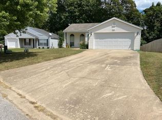 1508 Linwood Cir, Bentonville, AR 72712