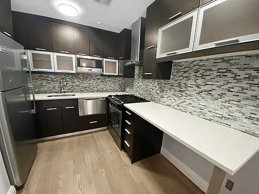 Rented by Swythe, Inc. | media 24