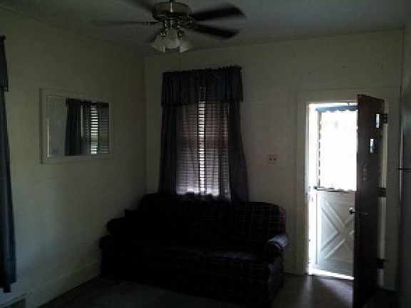 Interior2