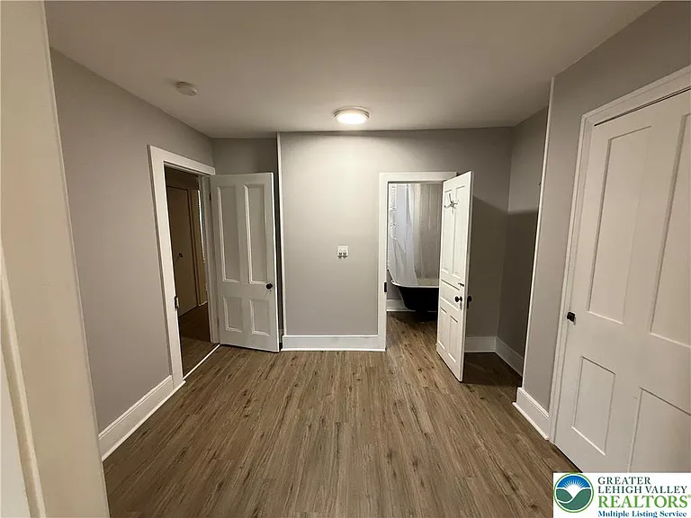 116 S 6th St — Photo 5