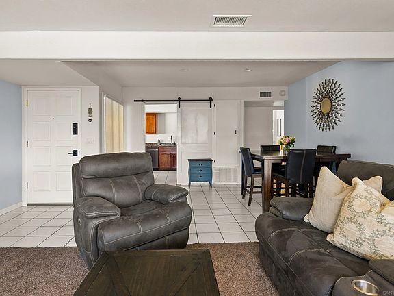4th image of 6840 Hyde Park Dr Unit H
