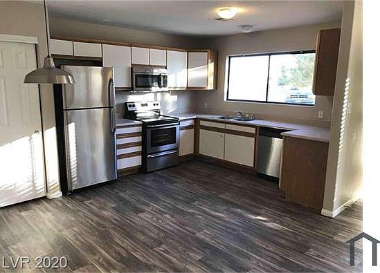 1st image of 2120 McMurray Dr Unit 7