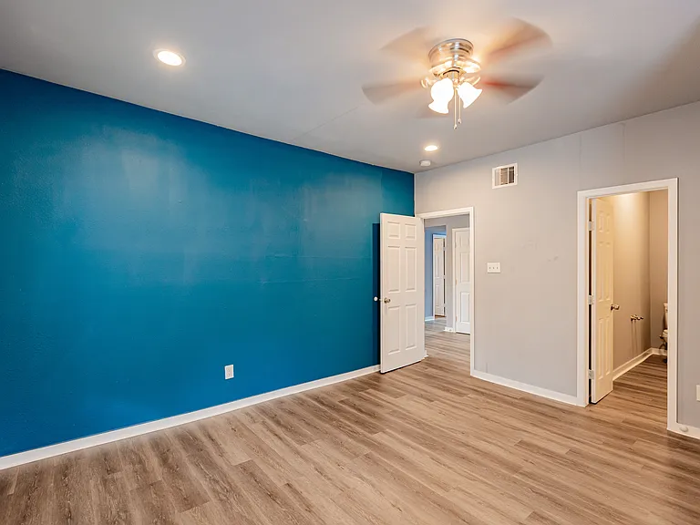 3203 Elgin St #A — Photo 11