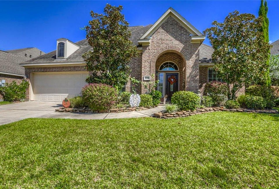 1st image of 2706 Villa Pisa Ln