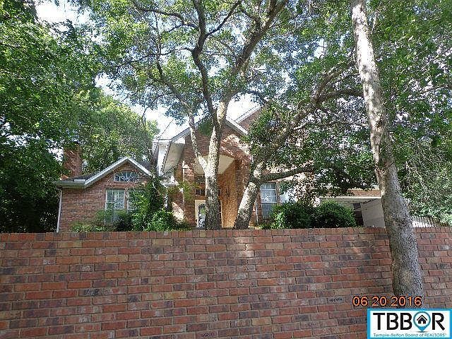 1st image of 3601 White Oak Dr
