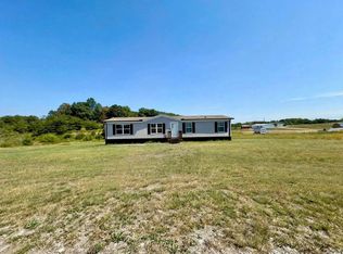333 Turkey Loop, East Bernstadt, KY 40729
