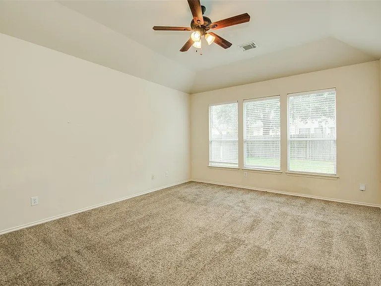 21718 Grand Hollow Ln — Photo 15