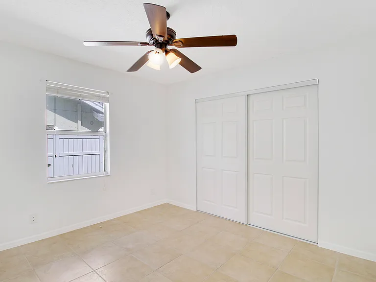 6118 Barbara St — Photo 16