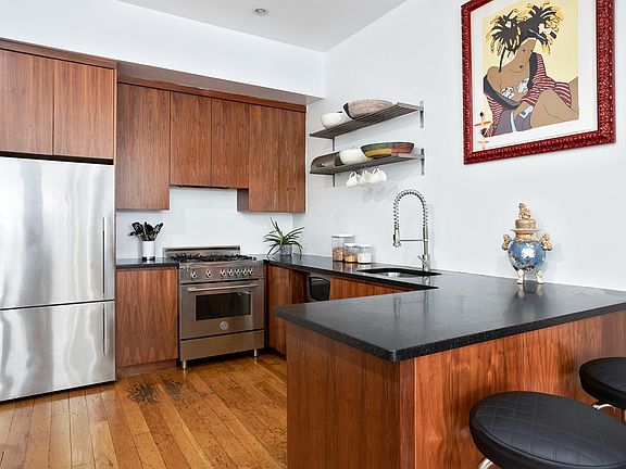 3rd image of 580 Marcy Ave #1A