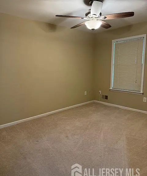 10B Benjamin Franklin Dr — Photo 8