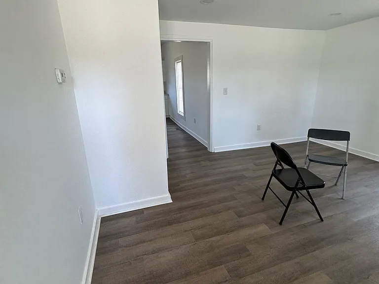 227 Lewis St — Photo 14