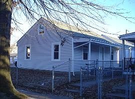 1st image of 214 2nd Ave