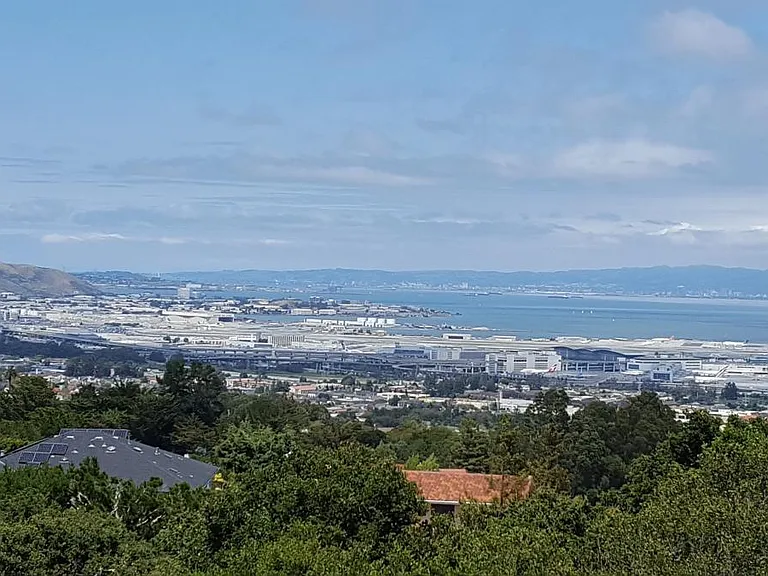 320 Vallejo Dr #10 — Photo 1