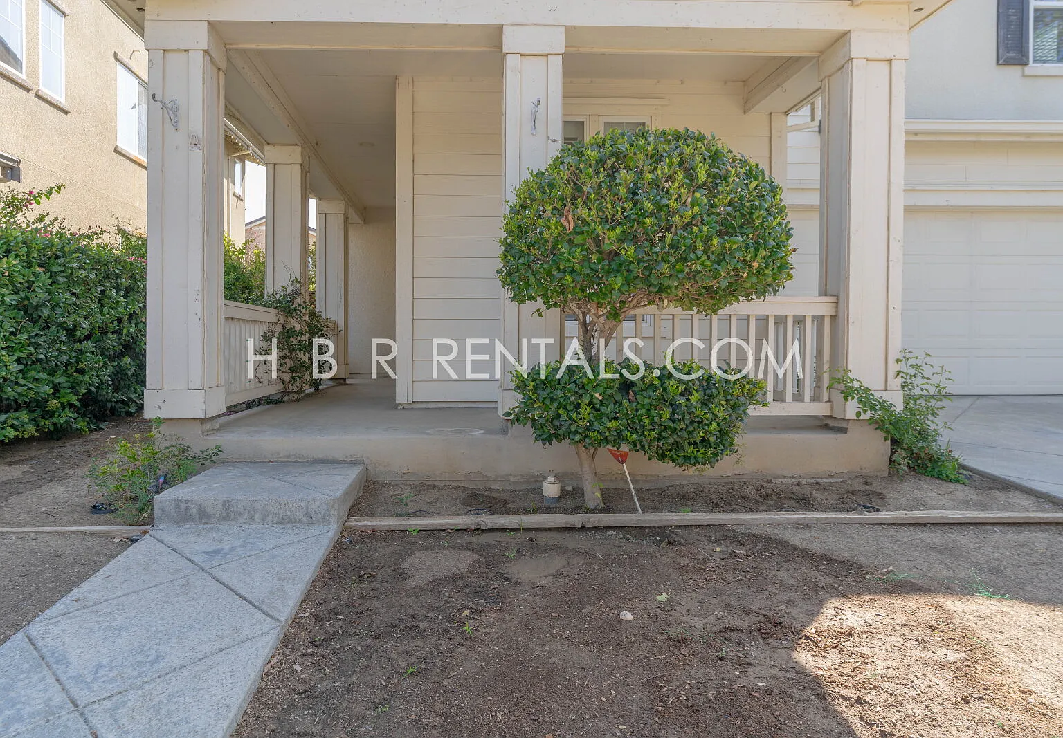 4 bed, 2.5 bath, 2088 sqft, $3,100 — Photo 3