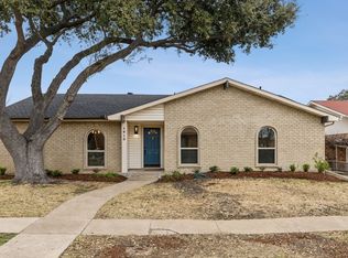 1913 Primrose Ln, Carrollton, TX 75007