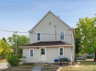 46 8th Ave N #1, Hopkins, MN 55343