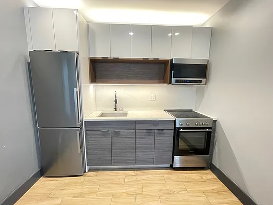 Rented by Yup Realty LLC | media 10