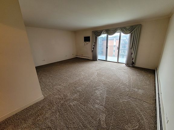 5th image of 4221 Saratoga Ave APT 403A
