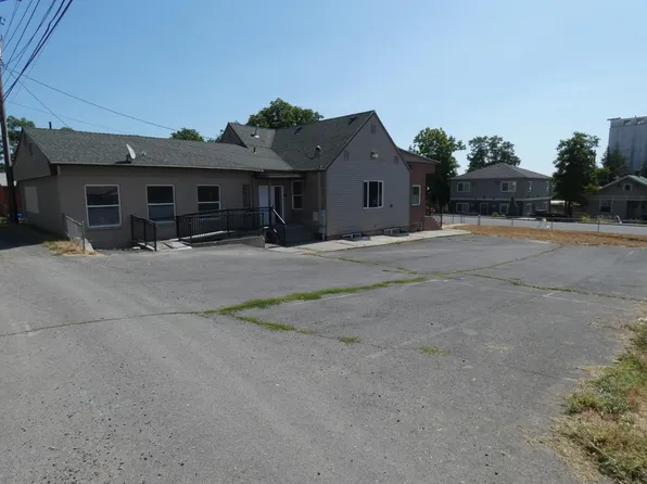 706 2nd St, Cheney, WA 99004