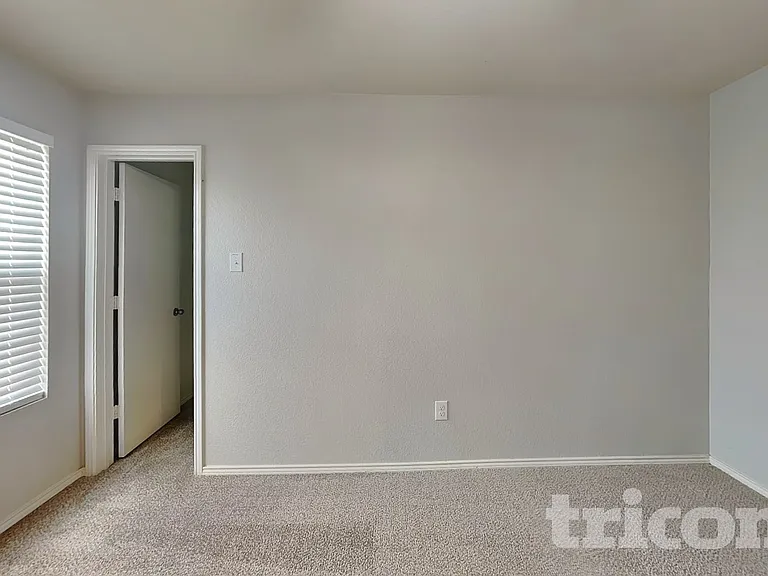 3120 Middleview Rd — Photo 11