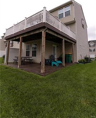 4th image of 11 Gold Rose Ln