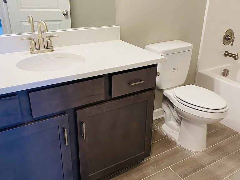 352 Banbury Dr — Photo 23