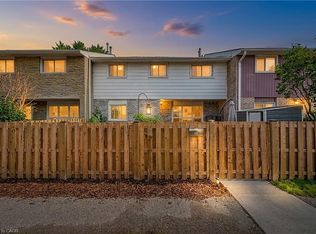 423 Westwood Dr #43, Kitchener, ON N2M 5B5